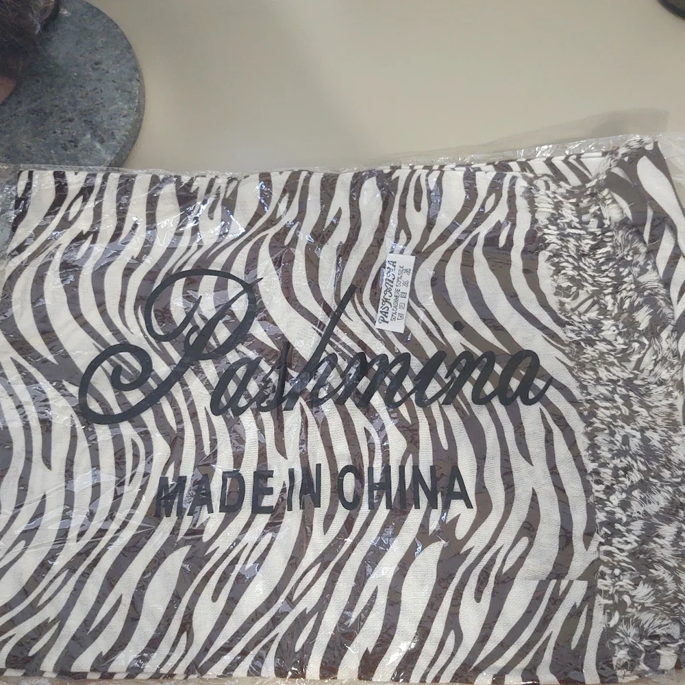 Tiger Striped Pashmina Brown & White